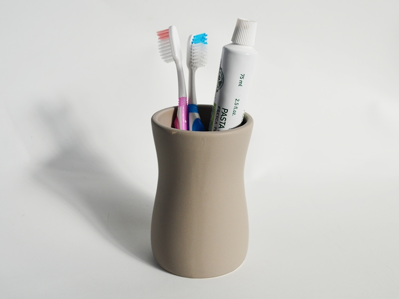Vaso portacepillos cerámica gris palma